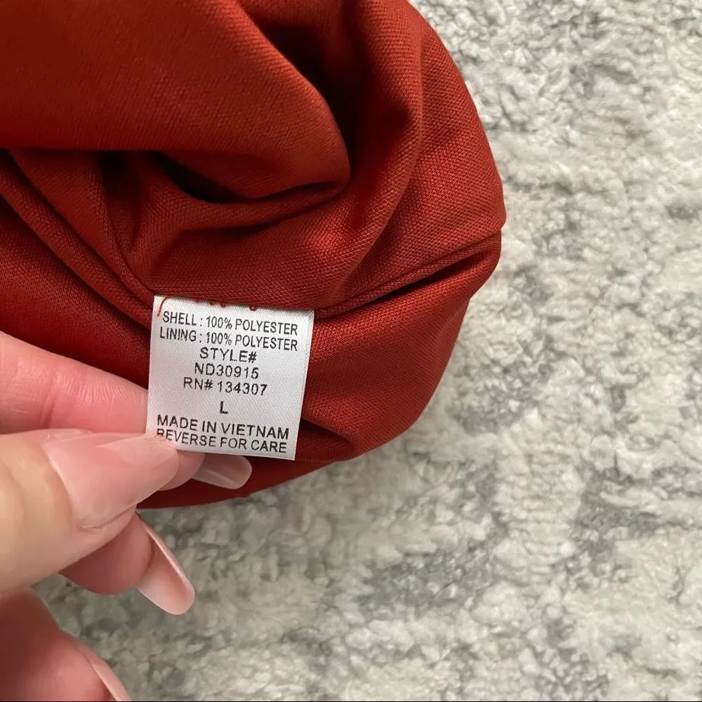 🏷️ 5 for $25 - LUMIERE Cold Shoulder Dress